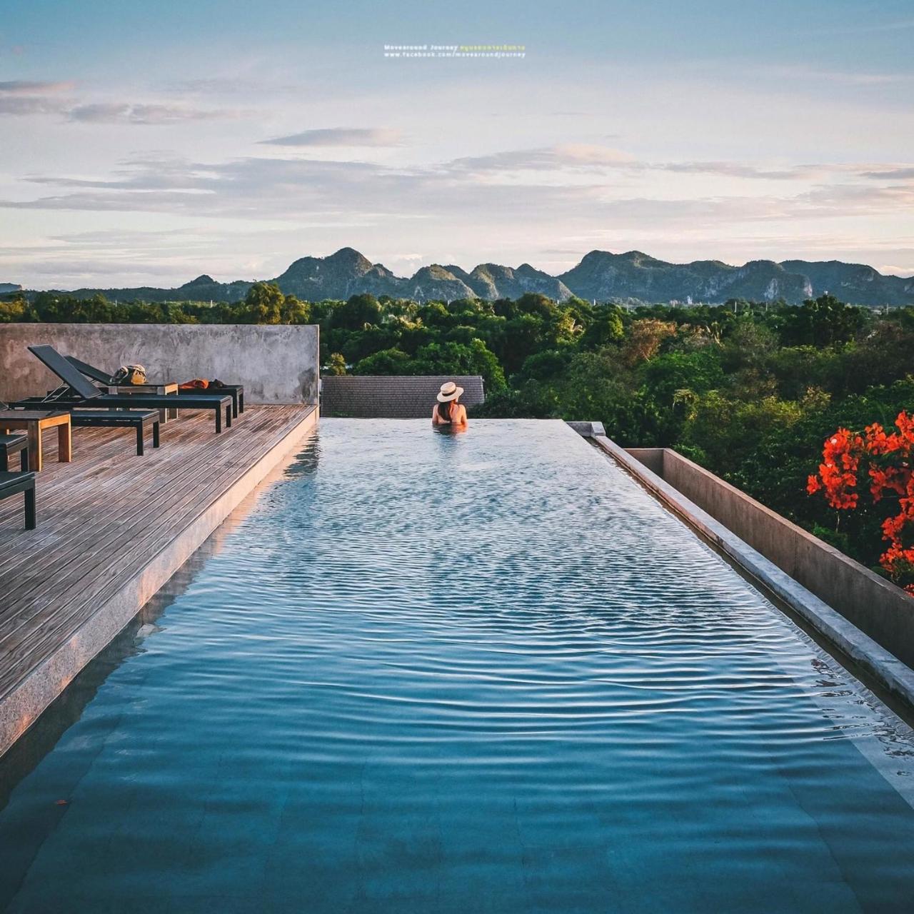 Inchantreedoopool Kanchanaburi City Exterior photo