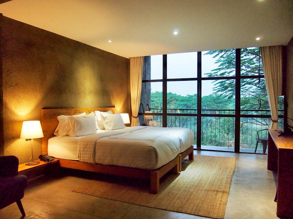 Inchantreedoopool Kanchanaburi City Exterior photo